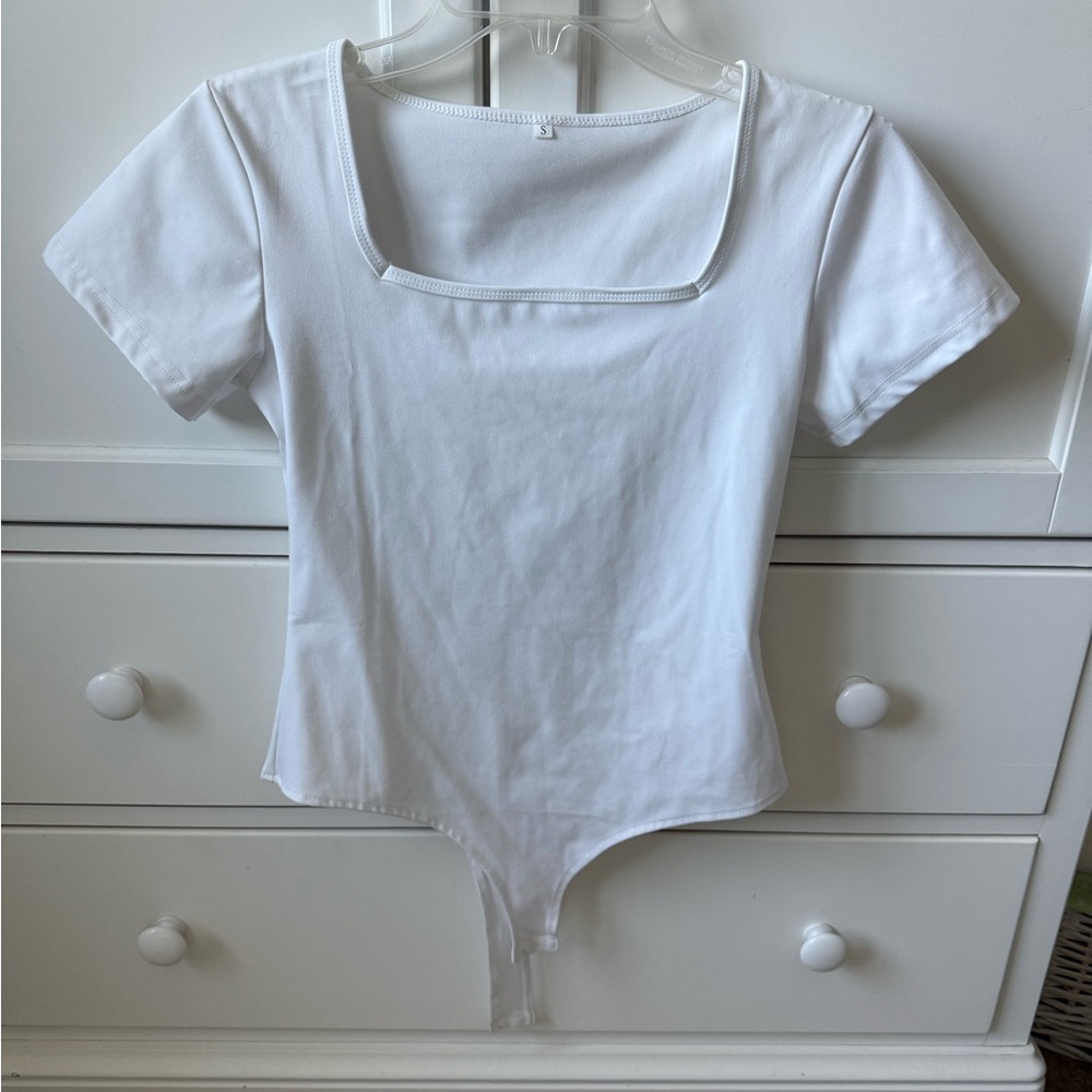 Amazon White Fitted Short Sleeve Bodysuit